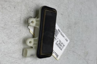 Bouton de coffre MERCEDES CLASSE M 166 Photo n°1