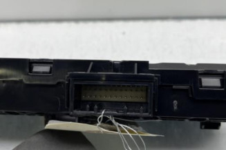 Bouton de warning RENAULT ARKANA