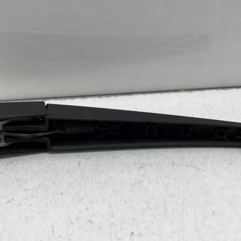 Bras essuie glace arriere PEUGEOT 308 2 SW Photo n°4