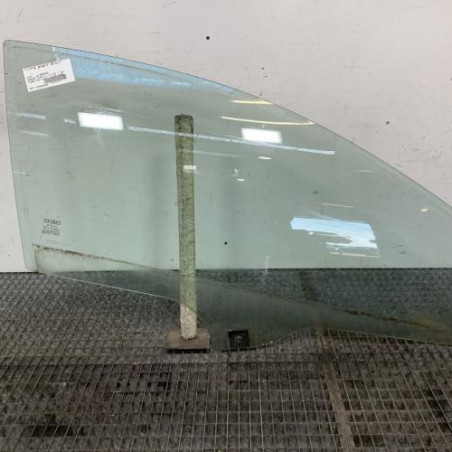 Vitre avant droit FIAT GRANDE PUNTO Photo n°1