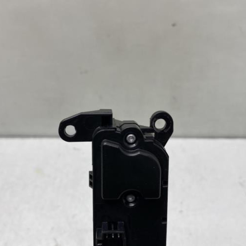 Bouton de warning MERCEDES CLASSE R 251 Photo n°5