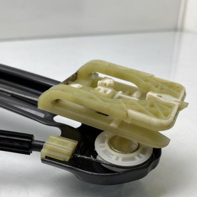 Leve vitre electrique avant droit VOLKSWAGEN GOLF 7 Photo n°10