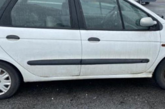 Bouton de warning RENAULT SCENIC 1
