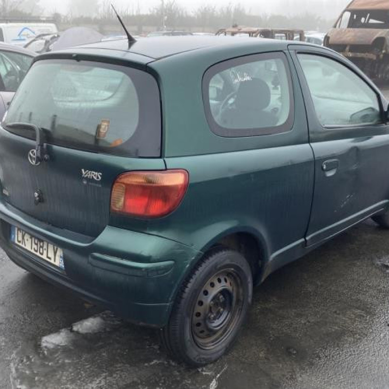 Vitre avant droit TOYOTA YARIS 1 Photo n°8
