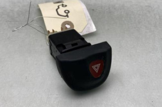 Bouton de warning RENAULT SCENIC 1 Photo n°1
