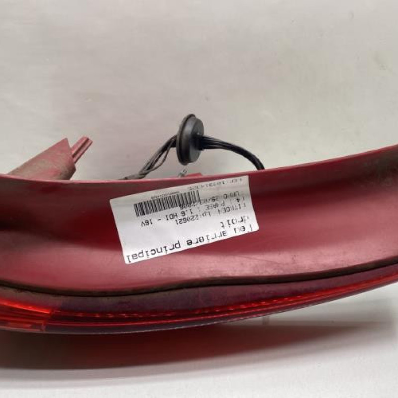 Feu arriere principal droit (feux) CITROEN C4 1 Photo n°4