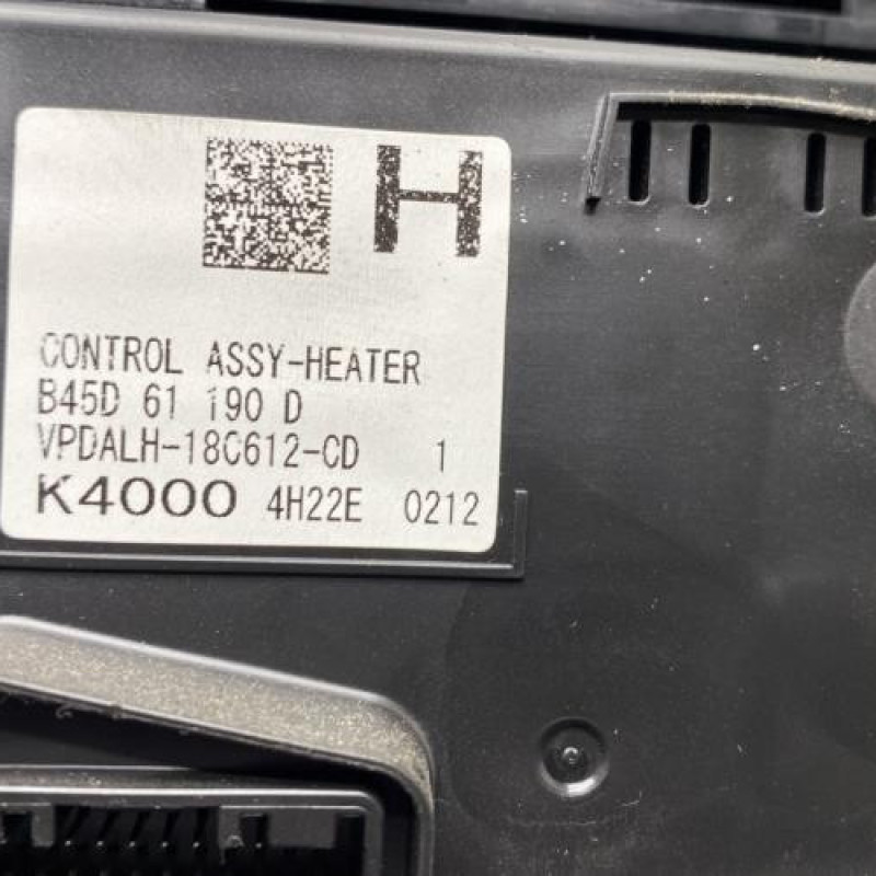 Commande chauffage MAZDA 3 3 Photo n°4