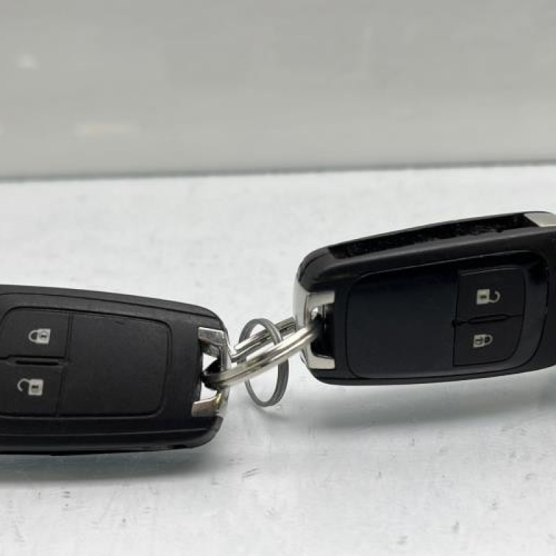 Neiman OPEL CORSA E Photo n°2