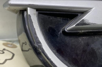 Bouton de coffre OPEL CORSA F