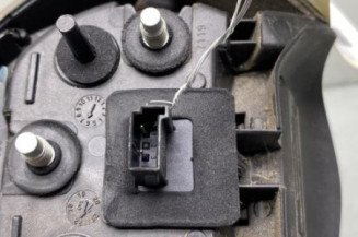 Bouton de coffre OPEL CORSA F
