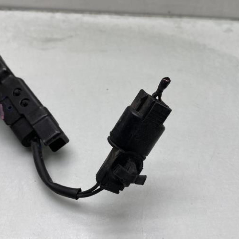 Fermeture de capot HYUNDAI I 10 2 Photo n°4
