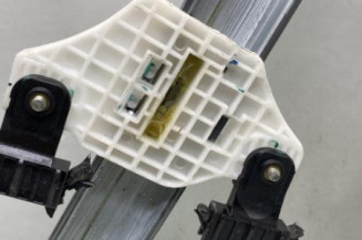 Leve vitre electrique avant gauche HYUNDAI I 10 2