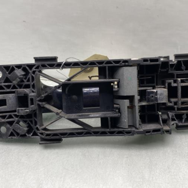 Poignee porte arriere droit VOLKSWAGEN GOLF 6 Photo n°2