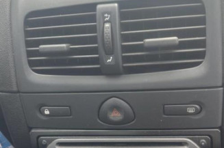 Malle/Hayon arriere RENAULT CLIO 2 CAMPUS