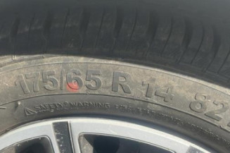 Vitre avant droit RENAULT CLIO 2 CAMPUS