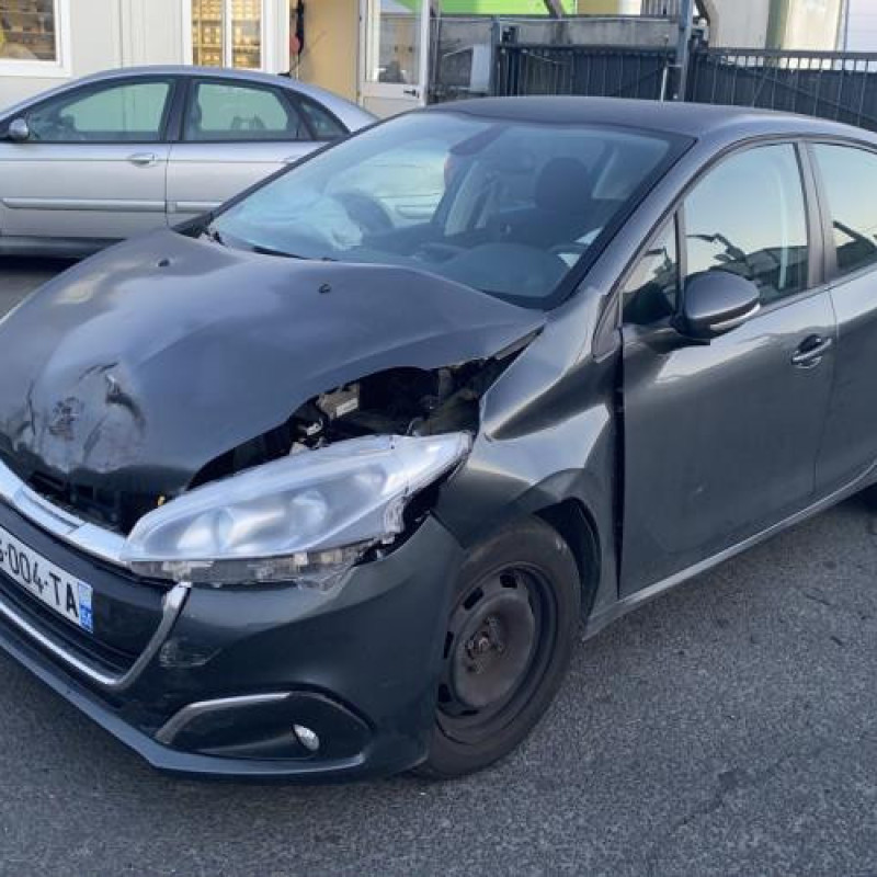 Feu arriere principal droit (feux) PEUGEOT 208 1 Photo n°6
