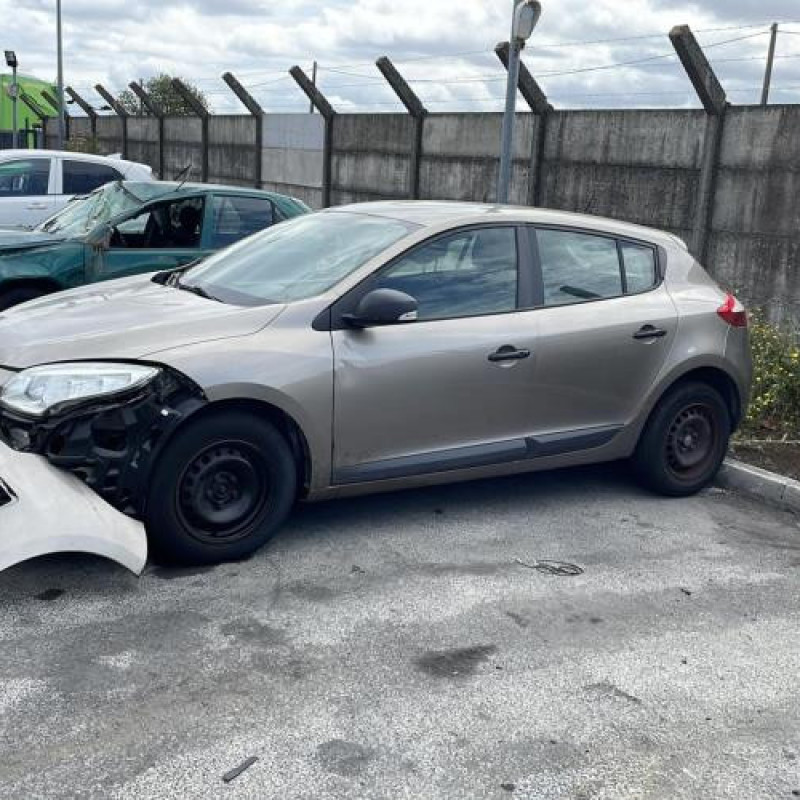 Moteur RENAULT MEGANE 3 Photo n°10