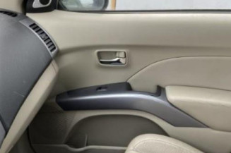 Pare boue avant gauche MITSUBISHI OUTLANDER 2