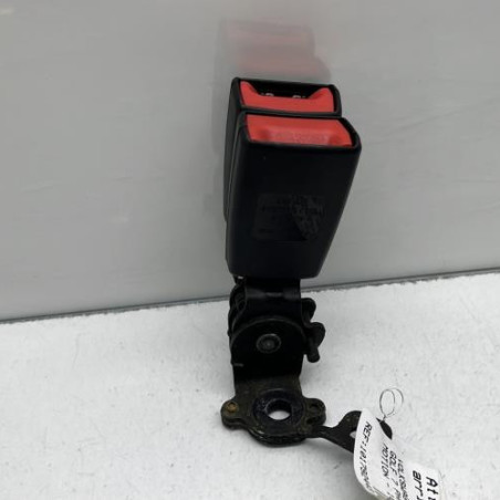 Attache ceinture arriere gauche VOLKSWAGEN GOLF 7 Photo n°1