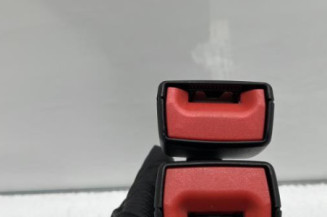Attache ceinture arriere gauche VOLKSWAGEN GOLF 7