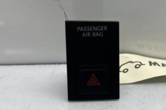 Bouton de warning VOLKSWAGEN GOLF 7 Photo n°1