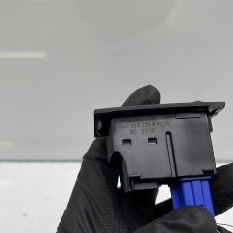 Bouton de warning VOLKSWAGEN GOLF 7 Photo n°4