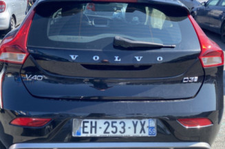 VOLVO V 40 2 PHASE 1 BREAK 2.0D D3 - 16V TURBO