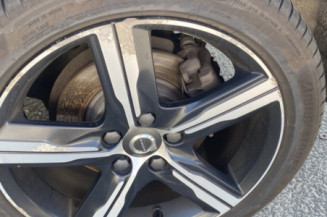 VOLVO V 40 2 PHASE 1 BREAK 2.0D D3 - 16V TURBO