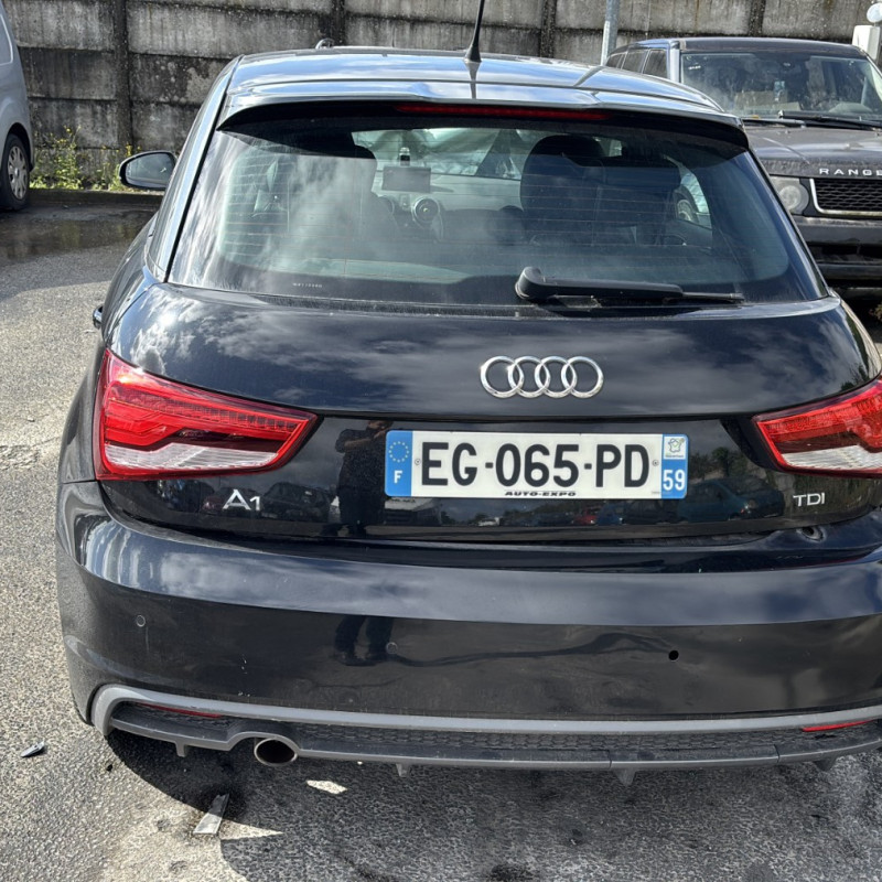 AUDI A1 1 SPORTBACK PHASE 2 1.4 TDI - 12V TURBO Photo n°5