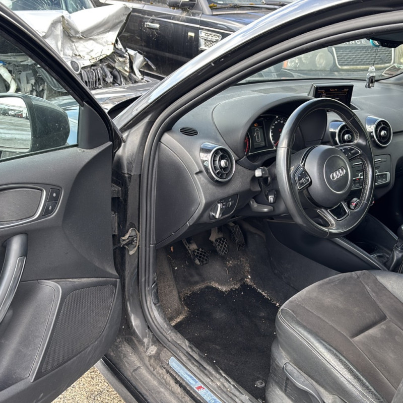 AUDI A1 1 SPORTBACK PHASE 2 1.4 TDI - 12V TURBO Photo n°9
