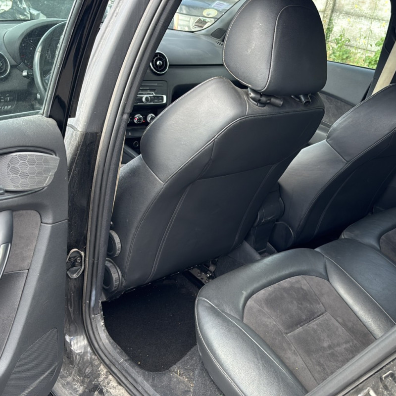 AUDI A1 1 SPORTBACK PHASE 2 1.4 TDI - 12V TURBO Photo n°10