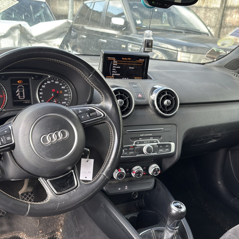 AUDI A1 1 SPORTBACK PHASE 2 1.4 TDI - 12V TURBO Photo n°12