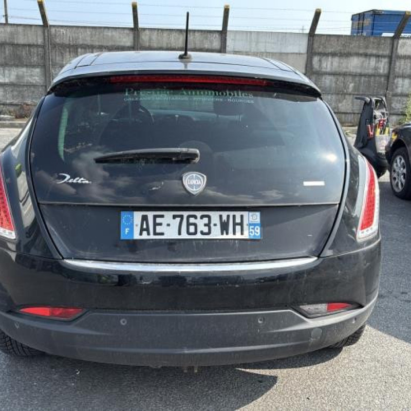 Reservoir essence LANCIA DELTA 3 Photo n°5