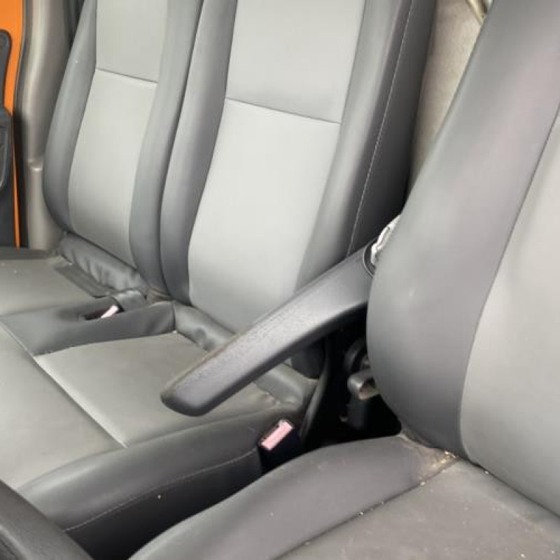 Porte avant gauche RENAULT MASTER 3 Photo n°20