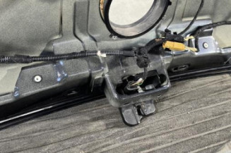 Malle/Hayon arriere VOLKSWAGEN POLO 5