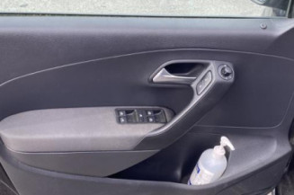 Porte avant gauche VOLKSWAGEN POLO 5