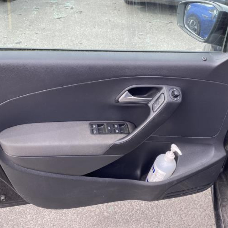 Porte avant gauche VOLKSWAGEN POLO 5 Photo n°16