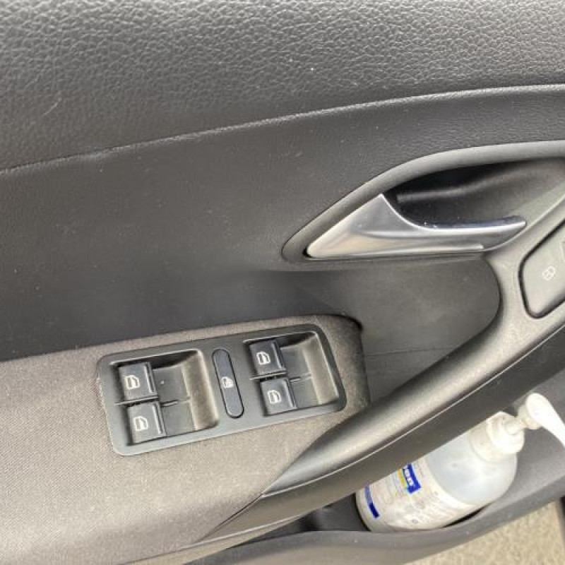 Porte avant gauche VOLKSWAGEN POLO 5 Photo n°17