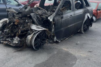 Pare boue arriere droit LAND ROVER RANGE ROVER 2 SPORT