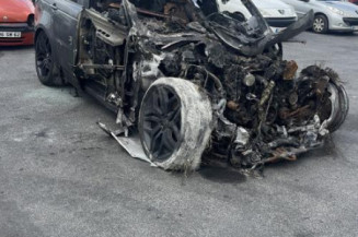 Pare boue arriere droit LAND ROVER RANGE ROVER 2 SPORT