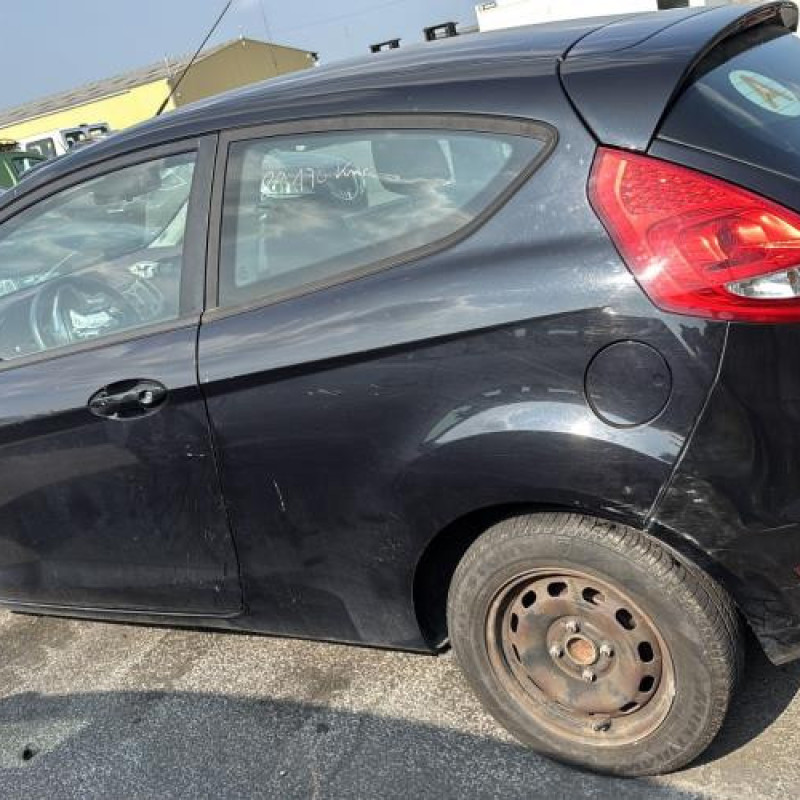 Porte avant droit FORD FIESTA 6 Photo n°12