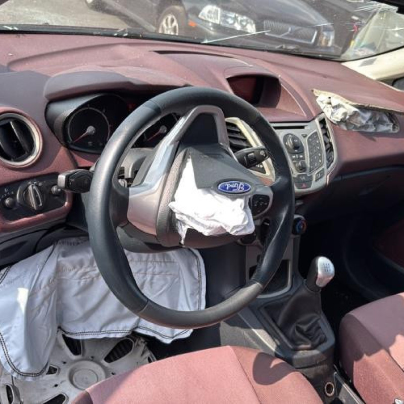 Porte avant droit FORD FIESTA 6 Photo n°17