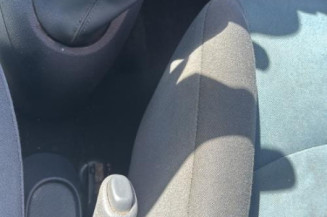 Pare boue avant droit RENAULT CLIO 2