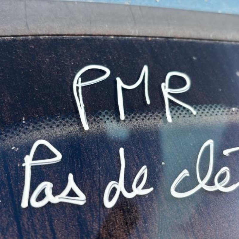 Pivot de moyeu avant gauche RENAULT CLIO 2 Photo n°20