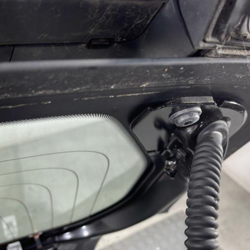 Lunette arriere RENAULT TWINGO 3 Photo n°8