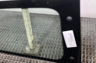 Vitre arriere droit RENAULT TWINGO 3