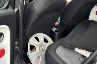 Vitre arriere droit RENAULT TWINGO 3