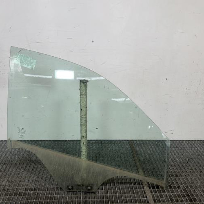Vitre avant droit RENAULT TWINGO 3 Photo n°1
