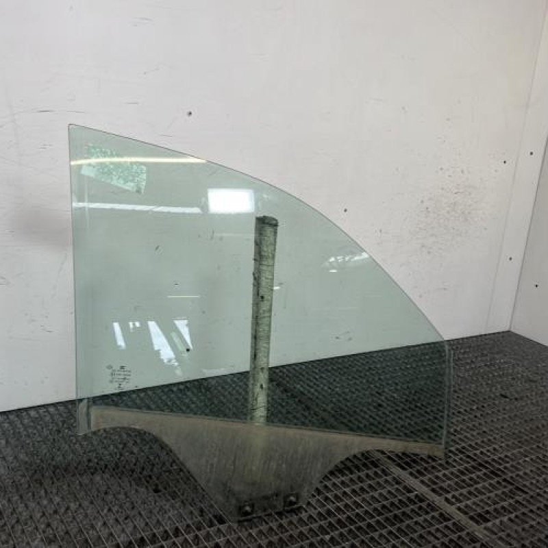 Vitre avant droit RENAULT TWINGO 3 Photo n°3