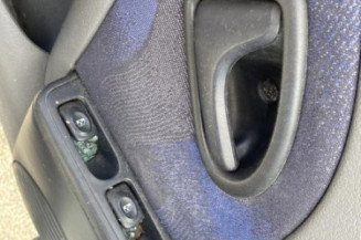 Aile avant gauche RENAULT CLIO 2